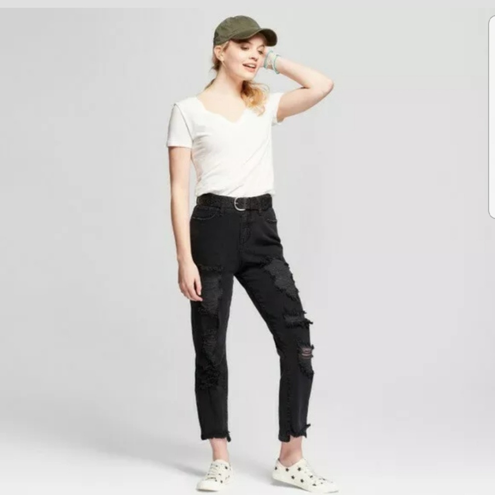 Mossimo Black Hi Rise Mom Jeans *Flaw